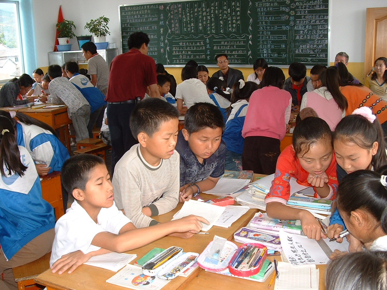 Middle school classroom in Yunnan education project